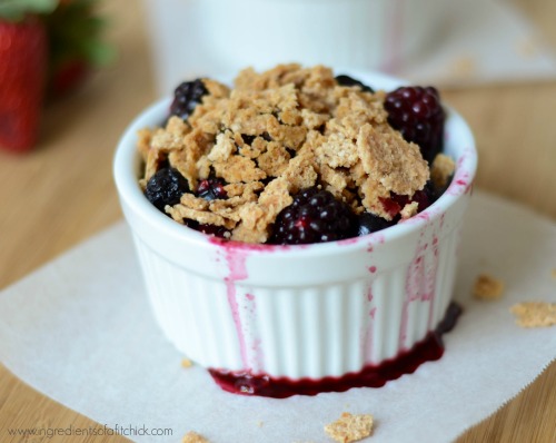 2 ingredients Coconut Berry Crumble 2