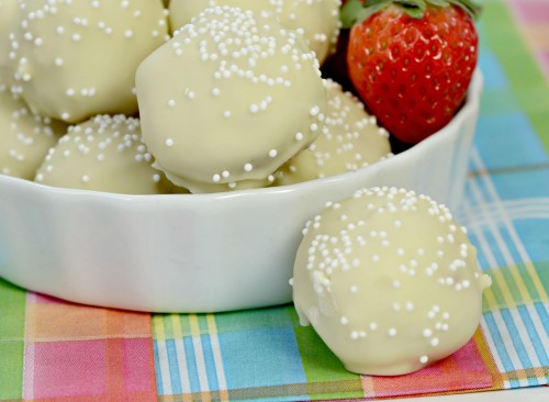 White Chocolate Strawberry Coconut Protein Truffles 3