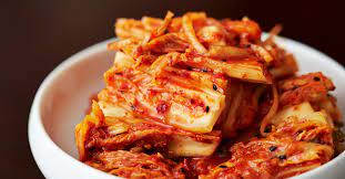 What does kimchi taste like