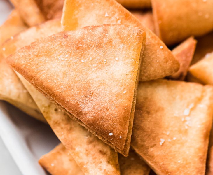 Easy and simple seasoned air fryer pita chips