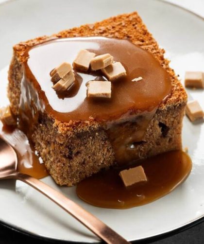 A Delicious and Irresistible Recipe for the Classic British Dessert – Sticky Toffee Pudding, Perfectly Moist and Sweet, with a Decadent Toffee Sauce Drizzled on Top, Guaranteed to Satisfy Your Cravings and Leave You Wanting More!