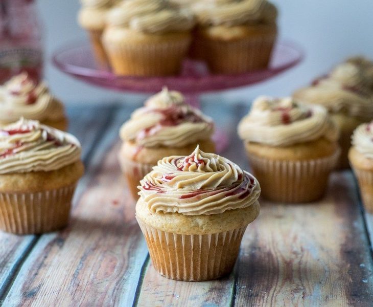 Brown Butter Toffee Pumpkin Cupcakes – Irresistibly Delicious Fall-inspired Treats Packed with Rich Flavor and Buttery Goodness