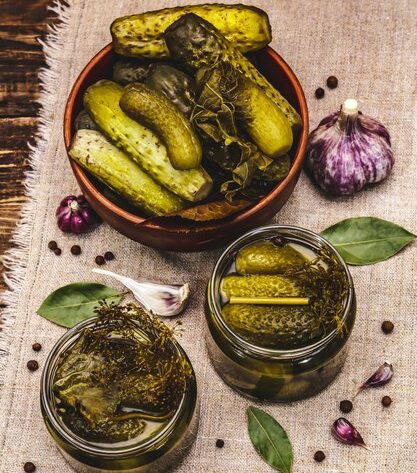 Quick middle eastern turnip pickles without sugar