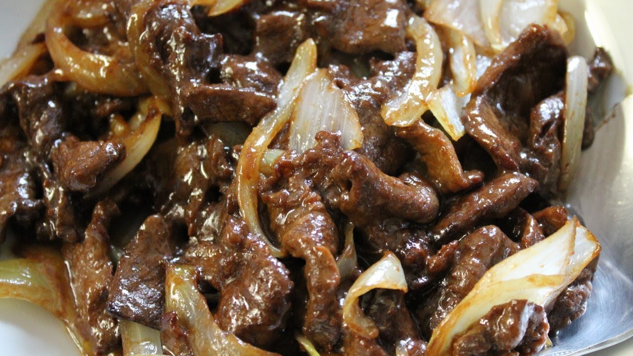 Beef and onion stir fry