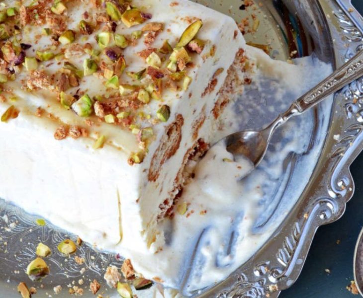 A delicious recipe for a mouthwatering frozen dessert – Pistachio Kunafa Ice Cream Cake