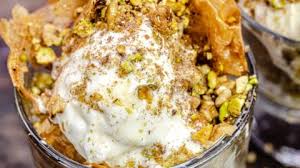 Baklava Ice Cream Sundae: A Delicious Twist on a Classic Dessert
