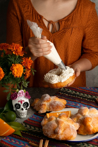 Day of the dead dia de los muertos skull cake how to