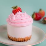 Strawberry buttercream frosting