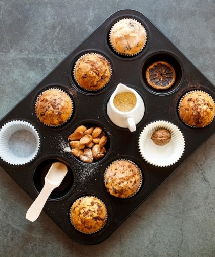 Chocolate chip cookie dough cupcakes