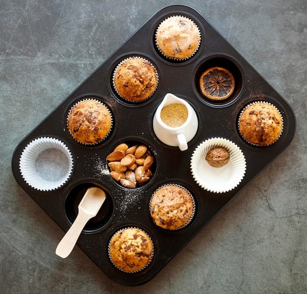 Chocolate chip cookie dough cupcakes